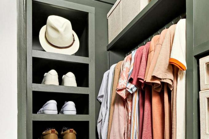 19 2nd-floor-3-2-gallery-rs-home-real-simple-home-2022-florida-Primary-Closet-375 cópia 2